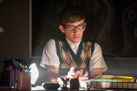 Kevin McHale - Glee - Lights Out - Photos