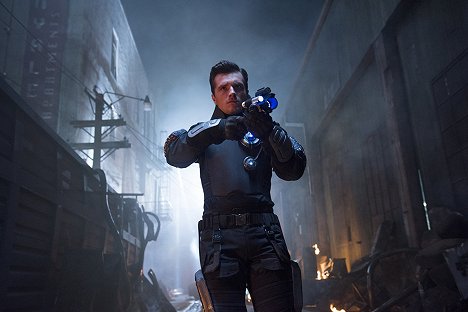 Josh Hutcherson - Future Man - Der Erlöser - Filmfotos