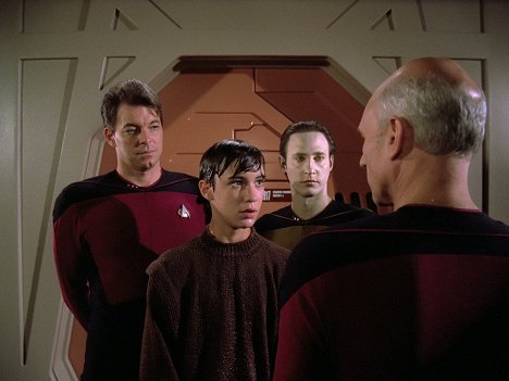 Jonathan Frakes, Wil Wheaton, Brent Spiner - Star Trek - Das nächste Jahrhundert - Der Mächtige / Mission Farpoint - Filmfotos