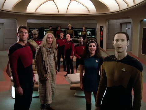 Jonathan Frakes, Michael Bell, Marina Sirtis, Brent Spiner - Star Trek - Das nächste Jahrhundert - Der Mächtige / Mission Farpoint - Filmfotos