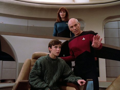 Wil Wheaton, Denise Crosby, Patrick Stewart - Star Trek - Das nächste Jahrhundert - Der Mächtige / Mission Farpoint - Filmfotos
