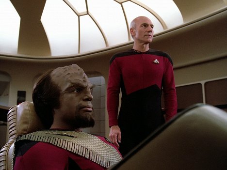 Michael Dorn, Patrick Stewart - Star Trek: Nová generácia - Encounter at Farpoint - Z filmu