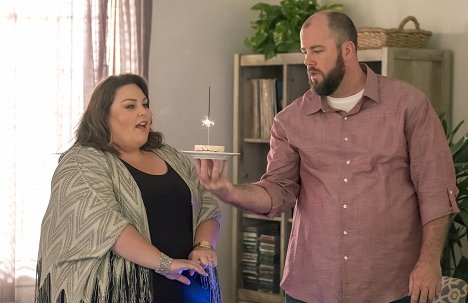 Chrissy Metz, Chris Sullivan - This Is Us - A Father's Advice - Photos