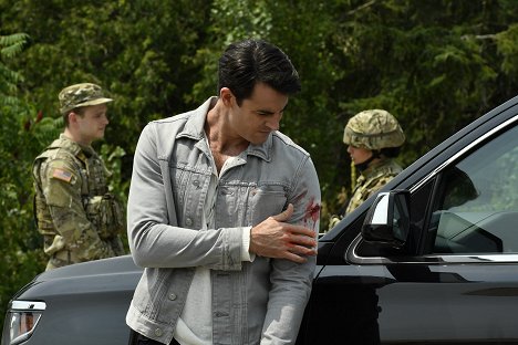 Ben Lawson - Designated Survivor - Sting of the Tail - Photos