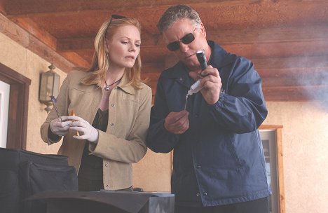 Marg Helgenberger, William Petersen - CSI: Crime Scene Investigation - Inside the Box - Photos