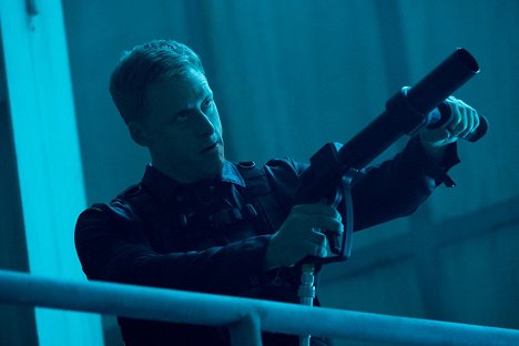 Alan Tudyk - Dirk Gently's Holistic Detective Agency - Fans of Wet Circles - Photos