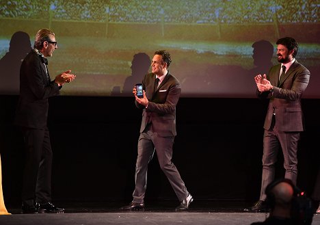 The World Premiere of Marvel Studios' "Thor: Ragnarok" at the El Capitan Theatre on October 10, 2017 in Hollywood, California - Jeff Goldblum, Mark Ruffalo, Karl Urban - Thor: Ragnarok - Events