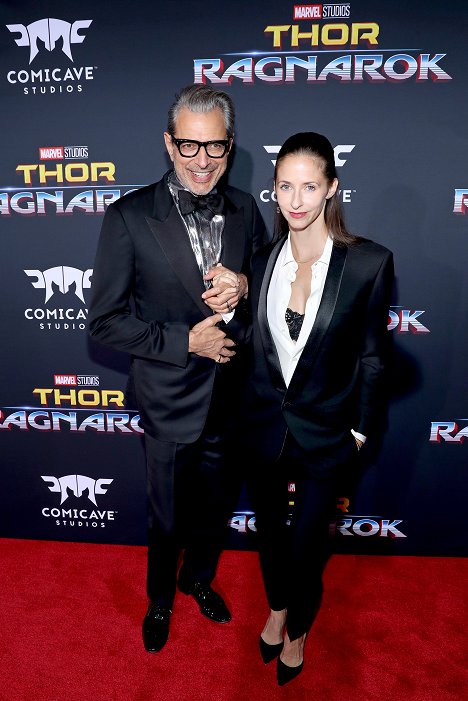 The World Premiere of Marvel Studios' "Thor: Ragnarok" at the El Capitan Theatre on October 10, 2017 in Hollywood, California - Jeff Goldblum, Emilie Livingston