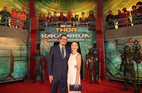 The World Premiere of Marvel Studios' "Thor: Ragnarok" at the El Capitan Theatre on October 10, 2017 in Hollywood, California - Eric Pearson, Kate Pearson