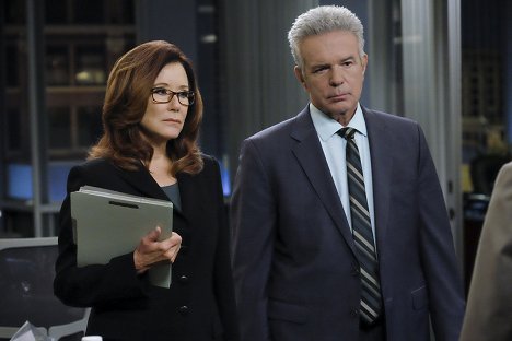 Mary McDonnell, Tony Denison - Major Crimes - Dead Zone - Photos