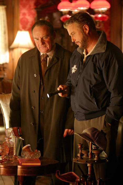 Paul Guilfoyle, William Petersen - CSI: Crime Scene Investigation - Who Shot Sherlock? - Photos