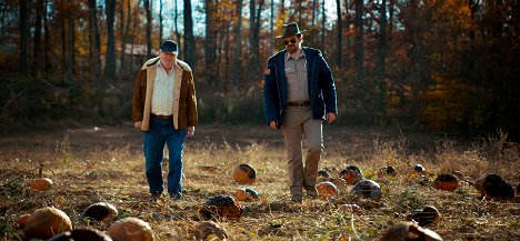Fenton Lawless, David Harbour - Stranger Things - Chapter One: MADMAX - Photos
