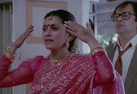 Deepa Sahi, Farooq Shaikh - Maya - De la película