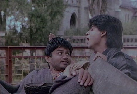 Raghuvir Yadav, Shahrukh Khan - Maya - Film