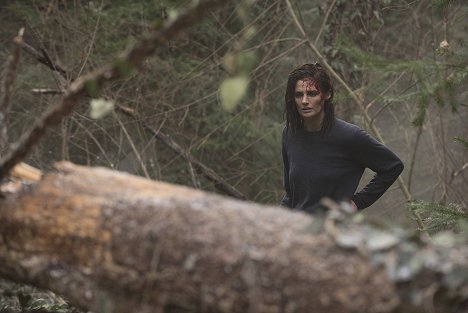 Stana Katic - Absentia - Original Sin - Photos