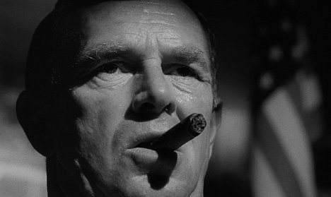 Sterling Hayden - Dr. Strangelove, avagy rájöttem, hogy nem kell félni a bombától, meg is lehet szeretni - Filmfotók