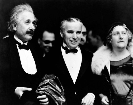 Albert Einstein, Charlie Chaplin - Dějiny Hollywoodu - Konec zlatého snu, 1929–1941 - Z filmu