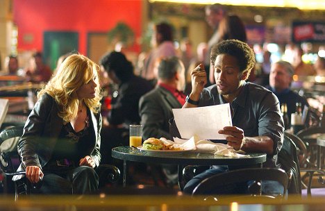 Marg Helgenberger, Gary Dourdan - Kriminálka Las Vegas - Silný střed - Z filmu