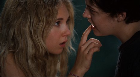 Juno Temple - Jack and Diane - Photos