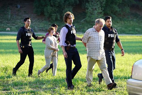 Daniel Henney, Matthew Gray Gubler, Adam Rodriguez - Criminal Minds - Kurz vor Zwölf - Filmfotos