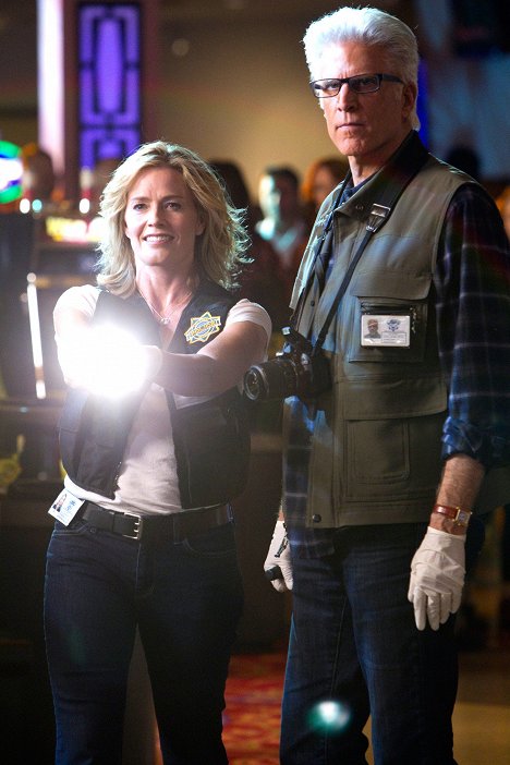 Elisabeth Shue, Ted Danson - CSI: Kryminalne zagadki Las Vegas - Podzielona decyzja - Z filmu