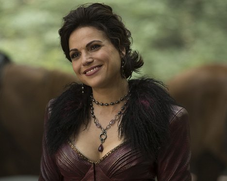 Lana Parrilla - Once Upon a Time - The Garden of Forking Paths - Kuvat elokuvasta