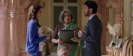 Sonam Kapoor, Ratna Pathak Shah, Fawad Khan - Khoobsurat - Z filmu