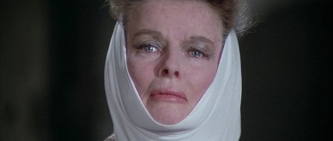 Katharine Hepburn - Lev v zimě - Z filmu