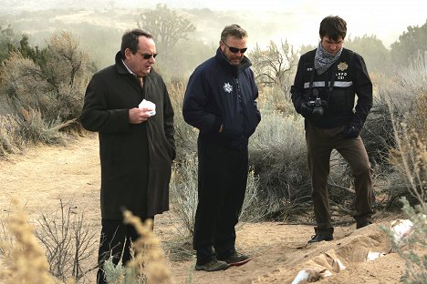 Paul Guilfoyle, William Petersen, George Eads - CSI - Den Tätern auf der Spur - Das kalte Grauen - Filmfotos