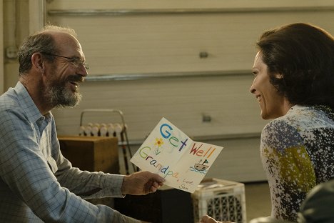 Toby Huss, Annabeth Gish - Halt and Catch Fire - A Connection Is Made - Filmfotos