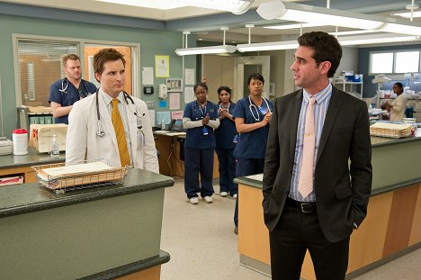 Stephen Wallem, Peter Facinelli, Bobby Cannavale - Nurse Jackie - Ein ganz persönlicher Härtefall - Filmfotos