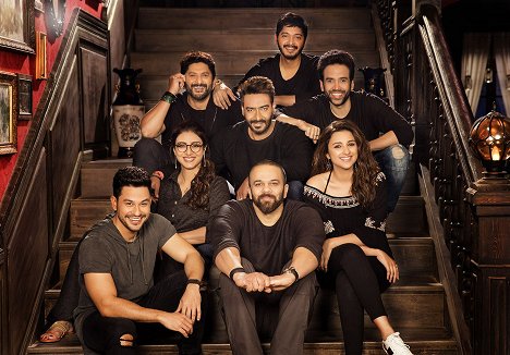 Kunal Khemu, Arshad Warsi, Tabu, Shreyas Talpade, Ajay Devgan, Rohit Shetty, Tusshar Kapoor, Parineeti Chopra - Golmaal Again - Van de set