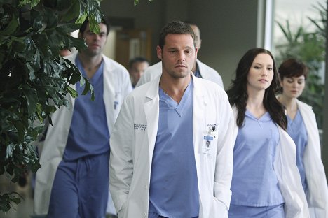 Justin Chambers, Chyler Leigh - Grey's Anatomy - State of Love and Trust - Photos