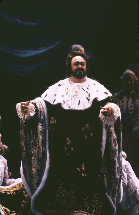 Luciano Pavarotti - Ballo in maschera, Un - Photos