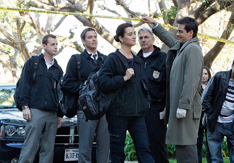 Sean Murray, Michael Weatherly, Cote de Pablo, Mark Harmon, Adam Kaufman - Agenci NCIS - Dzień matki - Z filmu