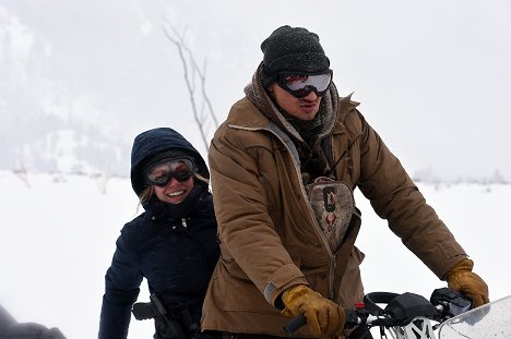 Elizabeth Olsen, Jeremy Renner - Wind River - Kuvat elokuvasta