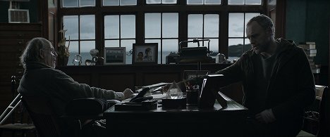 Christopher Lloyd, Elliot Cowan - Musa - De la película