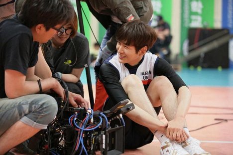 Won-geun Lee - Doogeundoogeun seupaikeu - Season 2 - Forgatási fotók