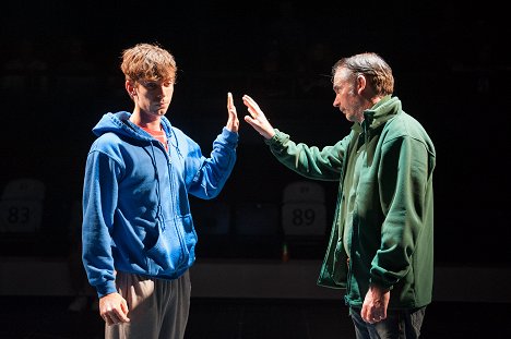 Luke Treadaway, Paul Ritter - The Curious Incident of the Dog in the Night-Time - Film