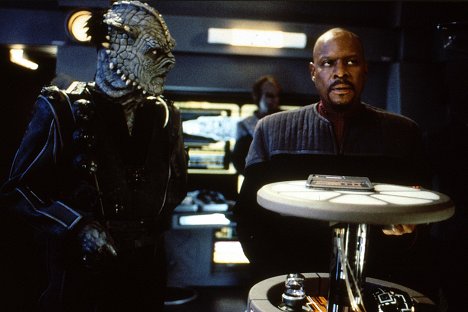 Avery Brooks - Star Trek: Deep Space Nine - Egy kis hajó - Filmfotók