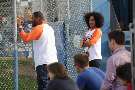 Anthony Anderson, Tracee Ellis Ross - Black-ish - Colored Commentary - Photos