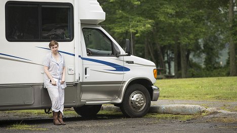 Lena Dunham - Girls - Homeward Bound - Photos