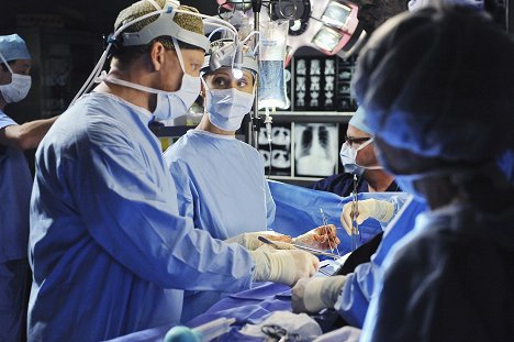 Kevin McKidd, Kim Raver - Grey's Anatomy - Die jungen Ärzte - Vom Blitz getroffen - Filmfotos