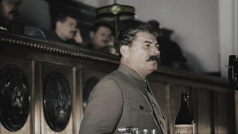 Joseph Vissarionovich Stalin - Apocalypse - Staline - Le Possédé - De la película