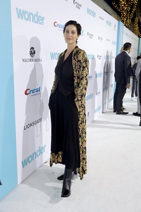 The World Premiere in Los Angeles on November 14th, 2017 - Carrie-Anne Moss - Wonder - Événements