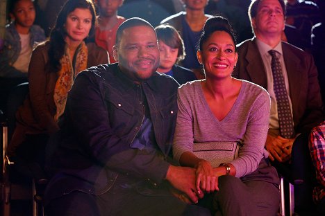 Anthony Anderson, Tracee Ellis Ross - Black-ish - Law of Attraction - Photos