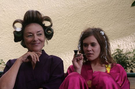 Monika Schwarz, Henriette Schmidt - Gwendolyn - Film