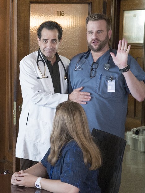 Tony Shalhoub, Stephen Wallem - Nurse Jackie - Jackie and the Wolf - De la película