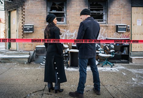 Lucy Liu, Jonny Lee Miller - Elementary - Rekt in Real Life - Photos