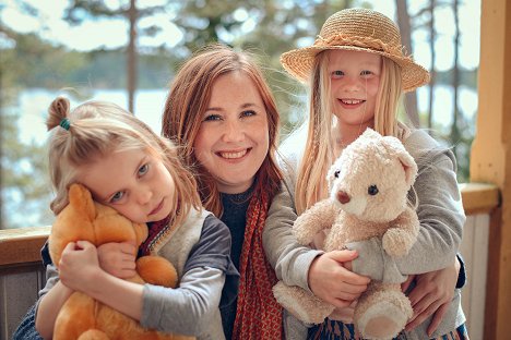 Ella Kangas, Anna Dahlman, Emily Shipway - Heinähattu, Vilttitossu ja Rubensin veljekset - Werbefoto